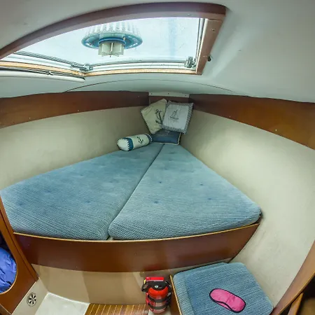 Norwavey, Sleep In A Boat